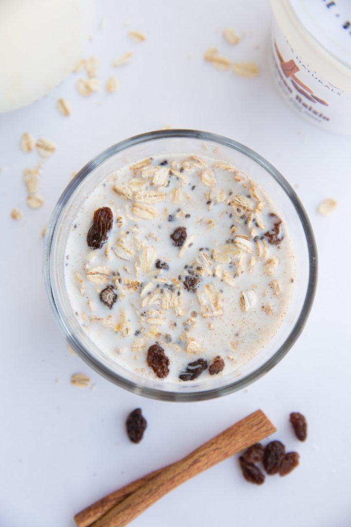 cinnamon-raisin-overnight-oats-daves-naturals