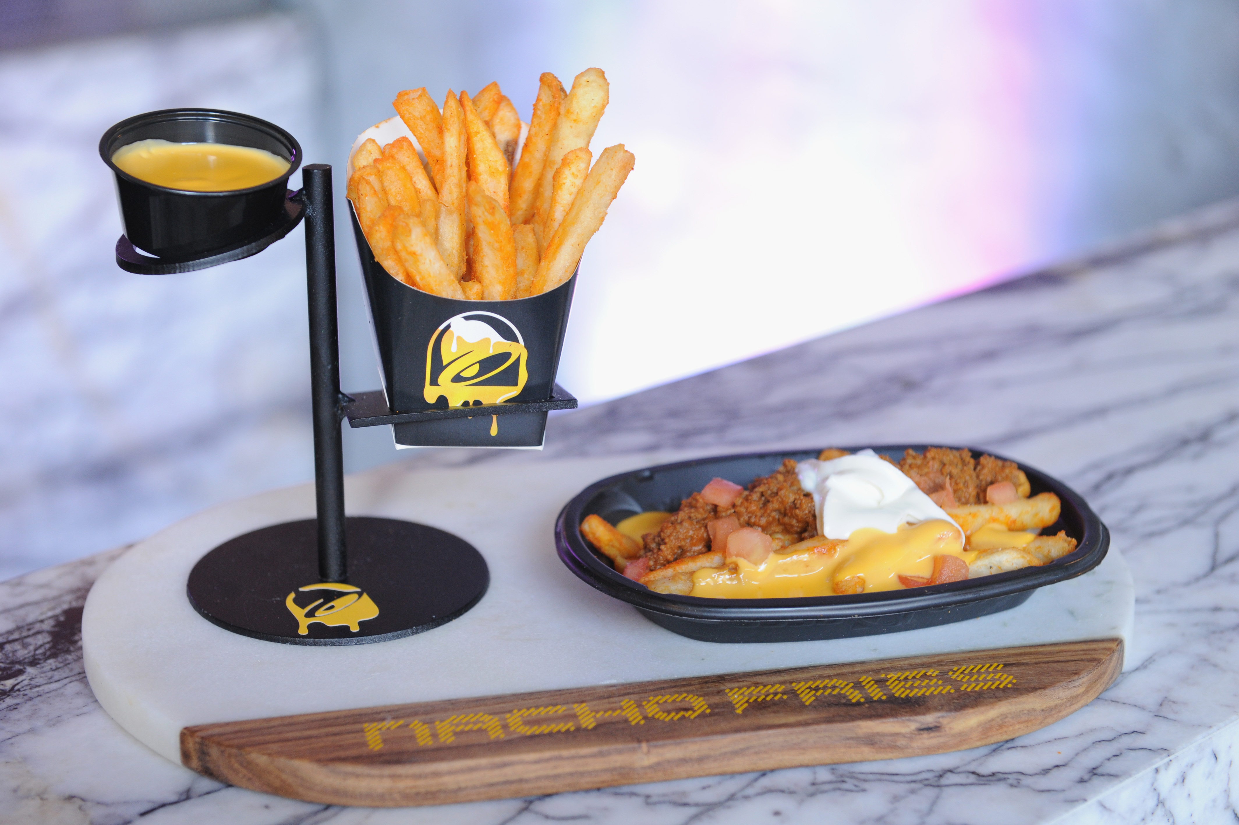 taco-bell-nacho-fries