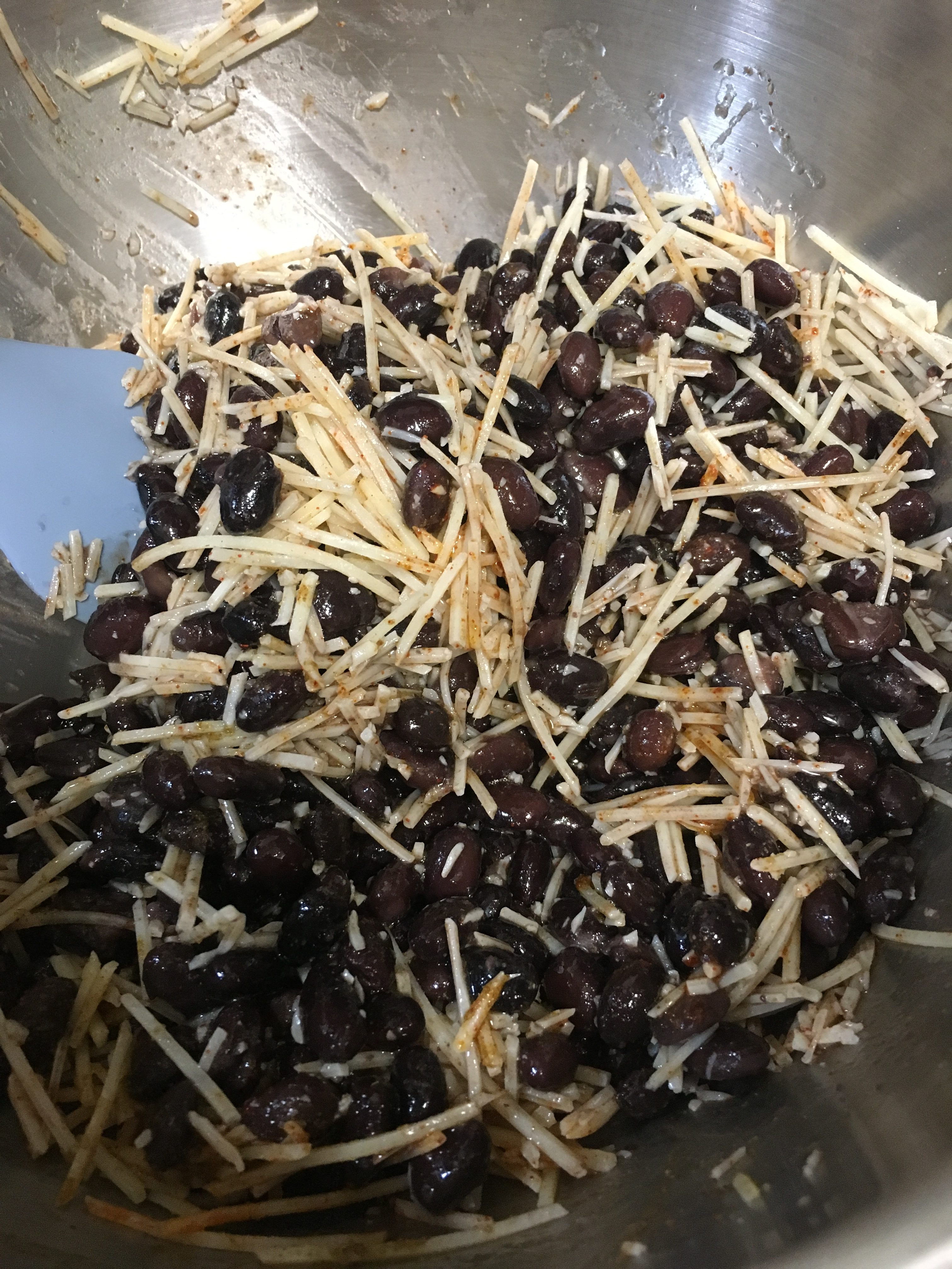 black-bean-crisps