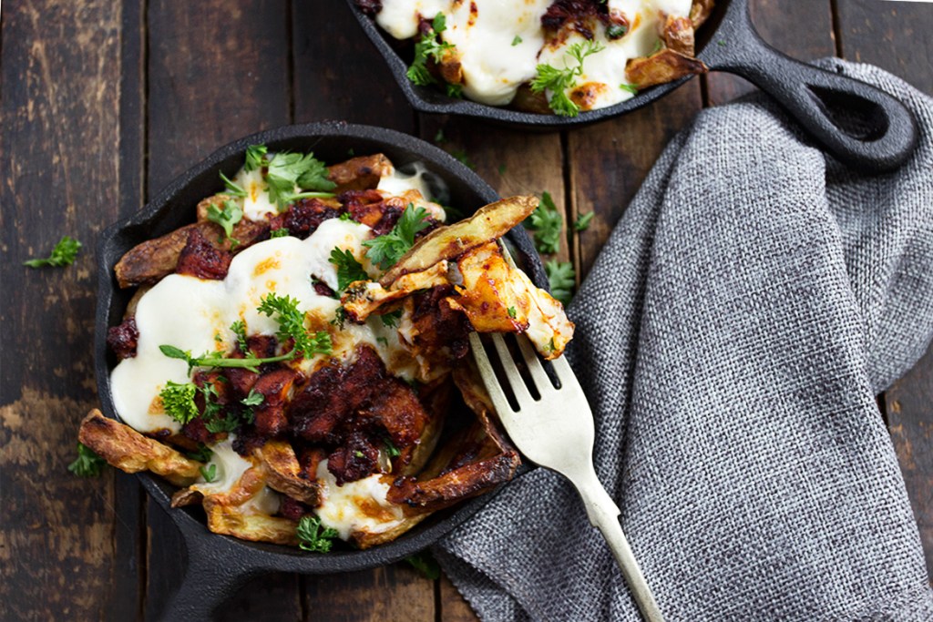 korean fire cheese fries