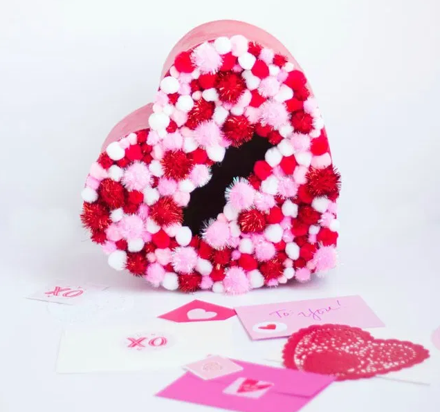 DIY valentine mailbox 