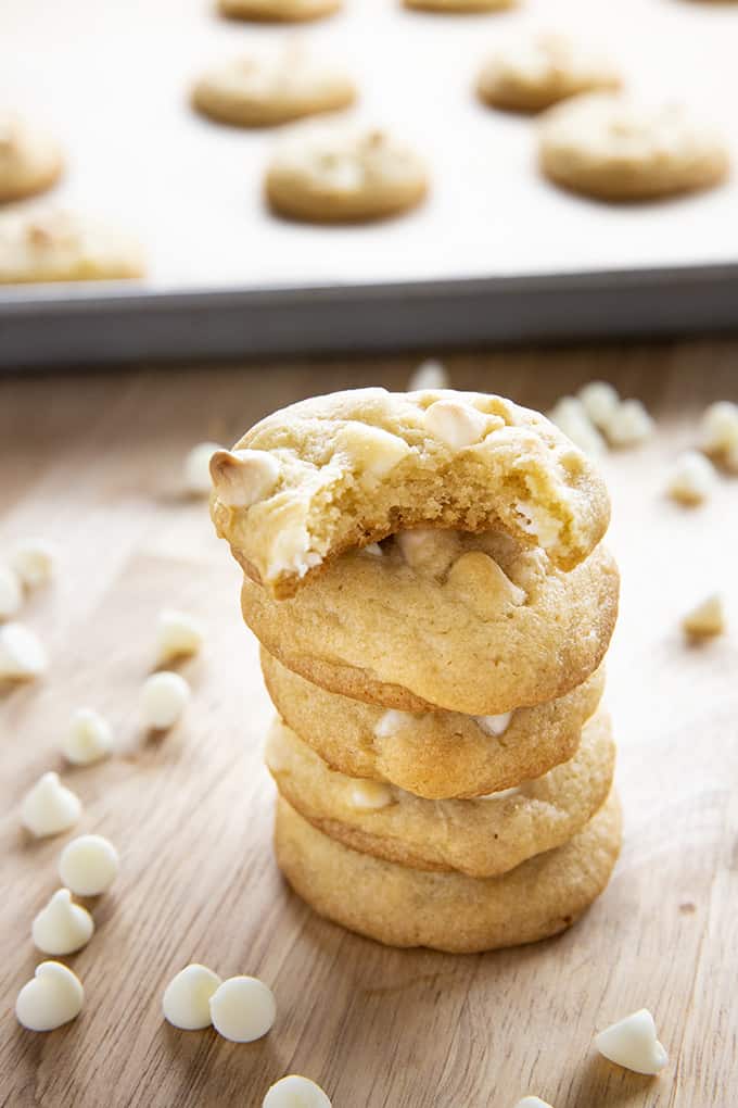 white chocolate chip cookies