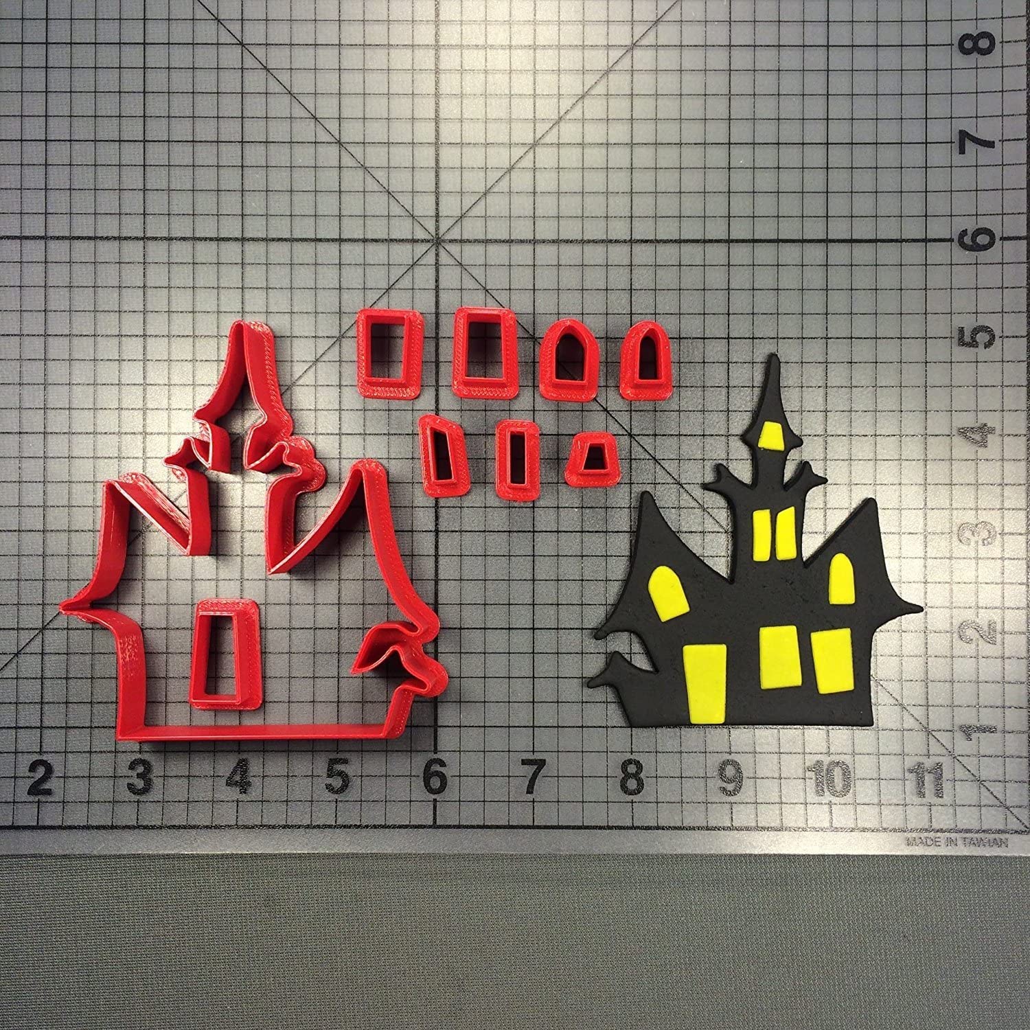 halloween cookie cutter