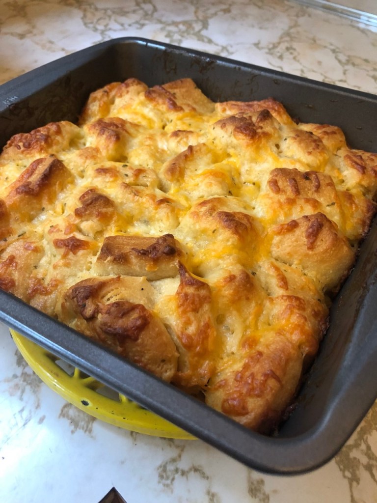 pull apart garlic bread