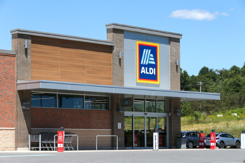 aldi hours