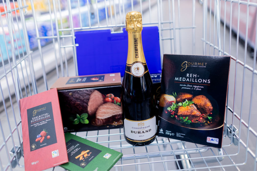 aldi hours