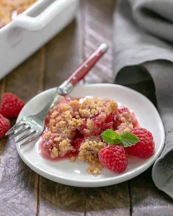 fresh raspberry crisp from that skinny chick can bake