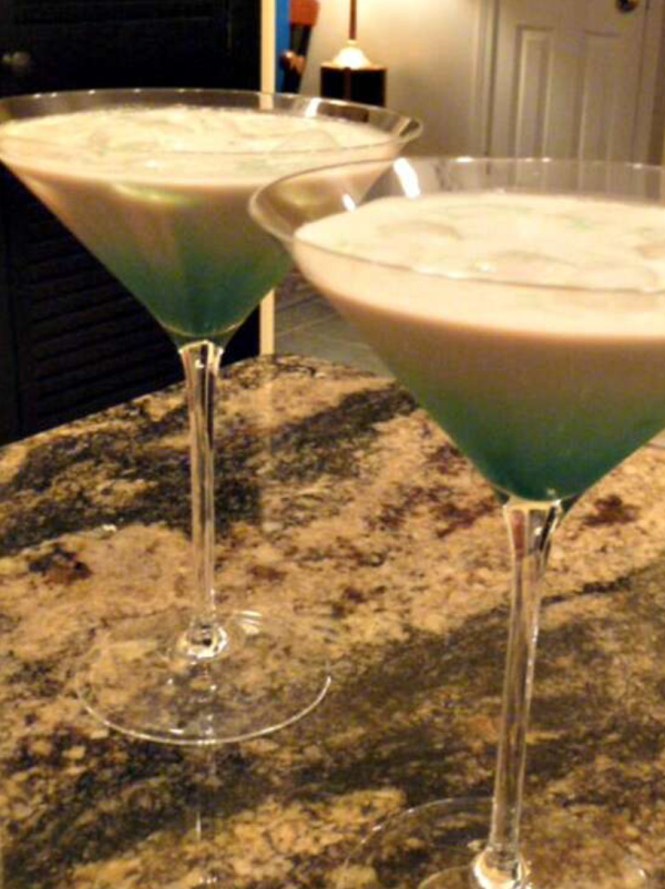 slippery frog cocktail