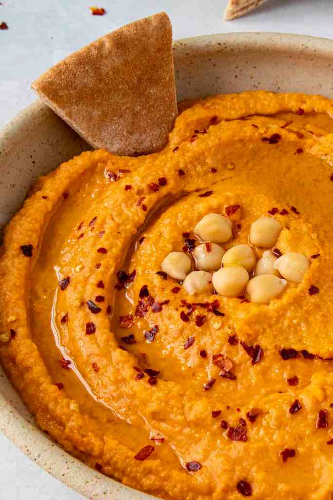 Roasted-Red-Pepper-Hummus-Recipe1[1]