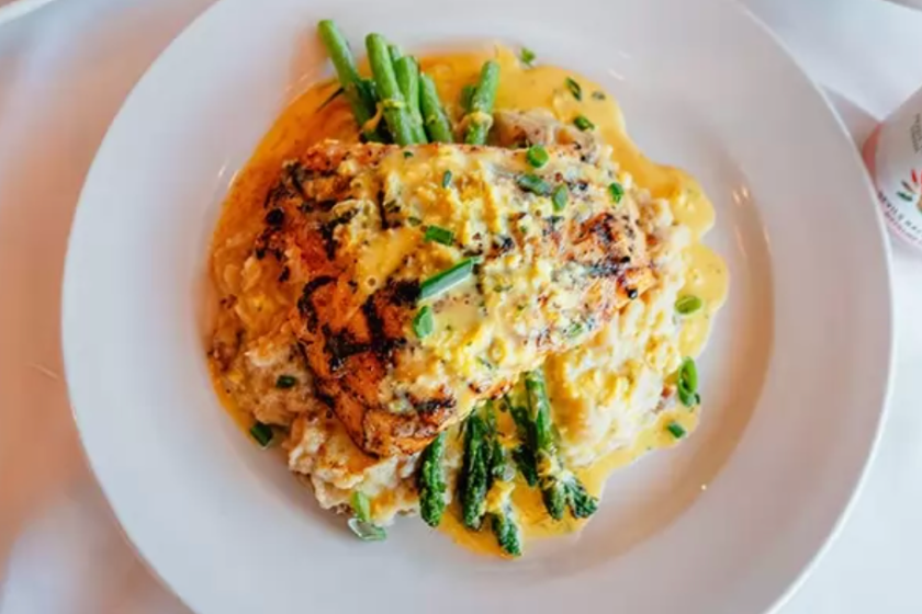 charleston restaurants on the water